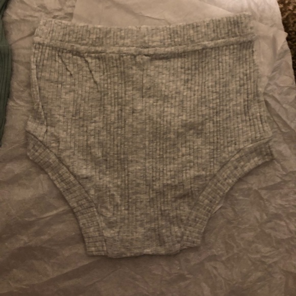 Two piece girl outfit - Picture 3 of 7